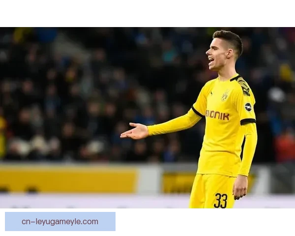 弗里克盼贝尔纳尔中场更简洁些