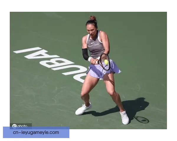 郑钦文迪拜挑战强敌晋级第三轮