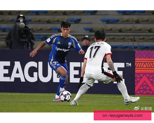 半场成都一比二落后町田泽维亚